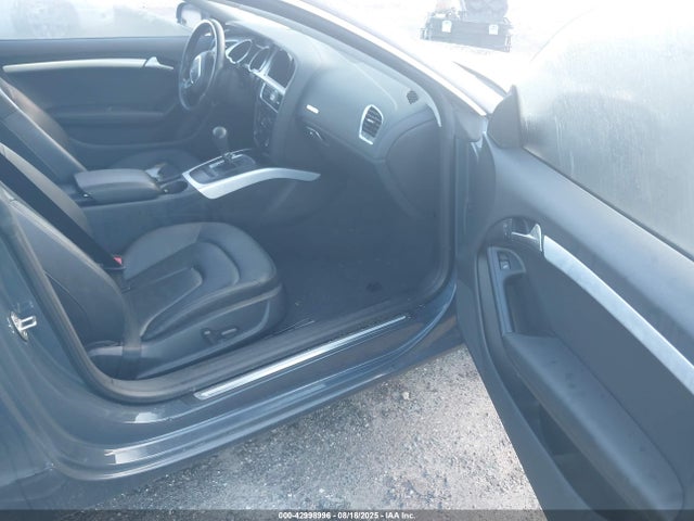 2010 AUDI A5 WAUCKAFR4AA064845 Photo 4