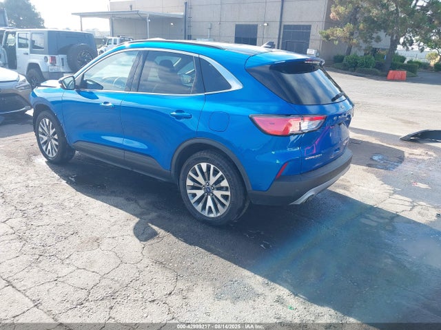 Ford Escape 2020 1FMCU9DZ5LUC50194 Image 3