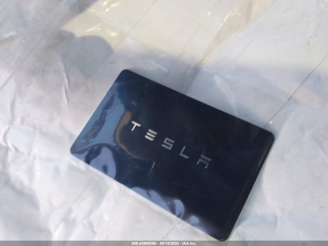 7SAYGDED5RF054445 Tesla Model Y