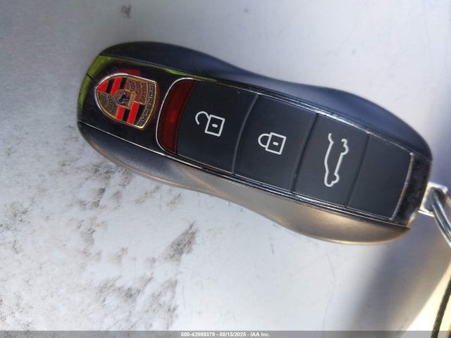 Porsche 2020 2020 WP1AB2A59LLB37282 Image 11