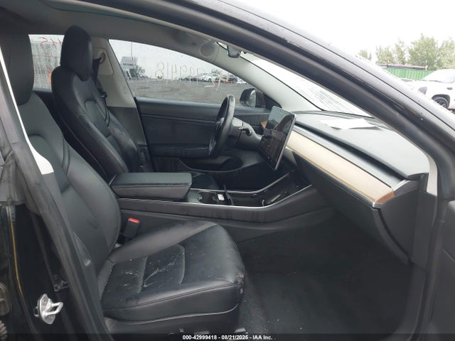Tesla MODEL 3 2019 5YJ3E1EA1KF300494 Image 5