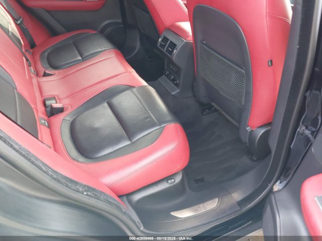 2020 JAGUAR F-PACE SADCM2FV2LA623591 Photo 7