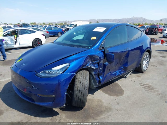 2022 TESLA MODEL Y 7SAYGAEE6NF340712 Photo 1