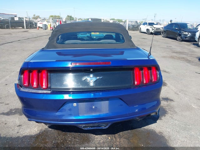 1FATP8EM1G5328727 Ford 2016