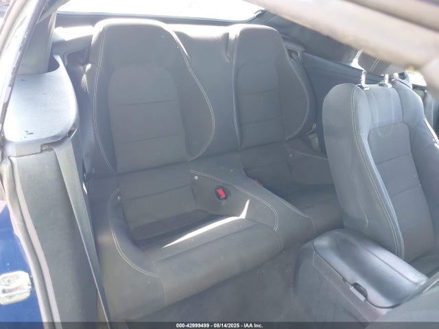 1FATP8EM1G5328727 Ford 2016