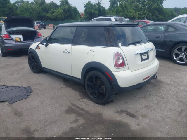 2012 MINI COOPER WMWSU3C55CT256978 Photo 2