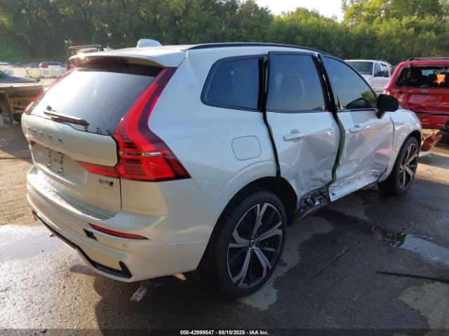 2025 VOLVO XC60 YV4M12RMXS1075024 Photo 3