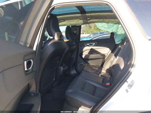 2025 VOLVO XC60 YV4M12RMXS1075024 Photo 7
