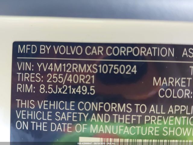 2025 VOLVO XC60 YV4M12RMXS1075024 Photo 8