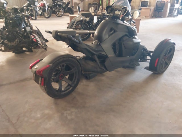 3JB2FEG27NJ001375 Can-Am 900 Ace