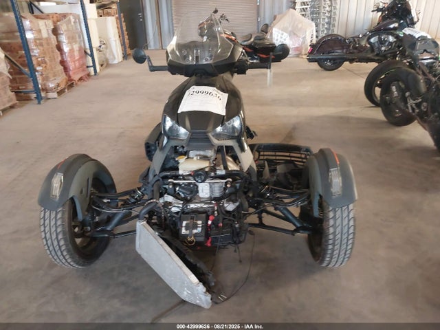 3JB2FEG27NJ001375 Can-Am 900 Ace