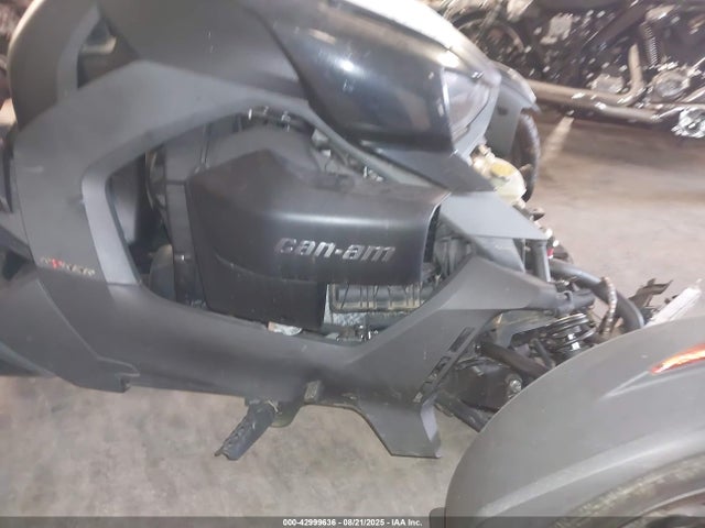 3JB2FEG27NJ001375 Can-Am 900 Ace