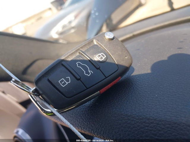 2016 AUDI A3 WAUA7GFF8G1015044 Photo 10