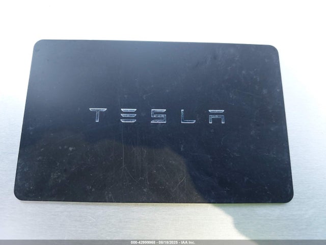 2025 TESLA MODEL Y 7SAYGDEE9SF234509 Photo 10