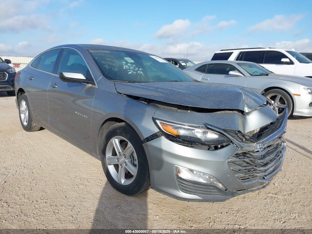 Chevrolet lfv 2023 1G1ZD5ST7PF170744 Image 1