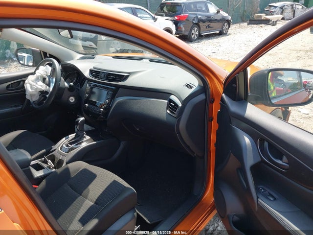JN1BJ1AW0NW474617 Nissan ROGUE SPORT