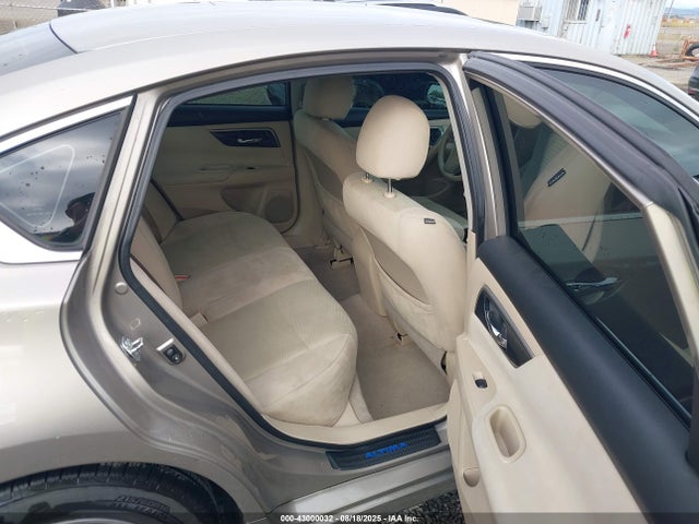 1N4AL3AP9EN205289 Nissan 2014