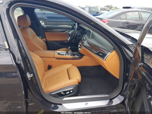 2016 BMW 740I WBA7E2C5XGG504296 Photo 4