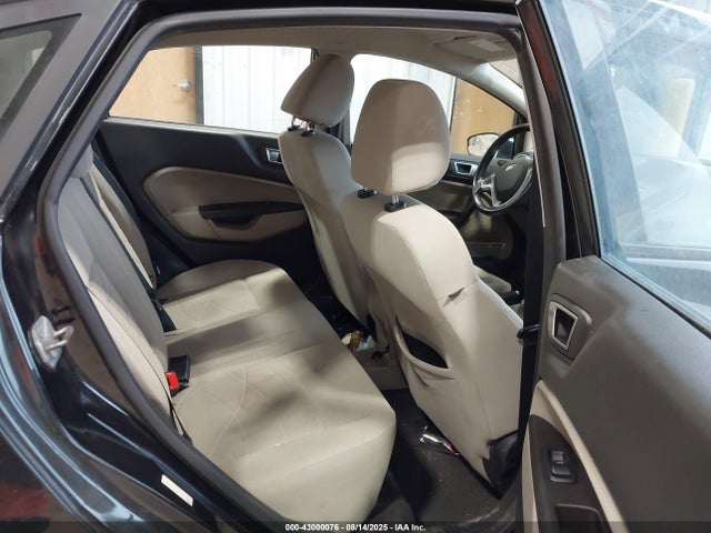 Ford Fiesta 2014 3FADP4BJ0EM160254 Image 8