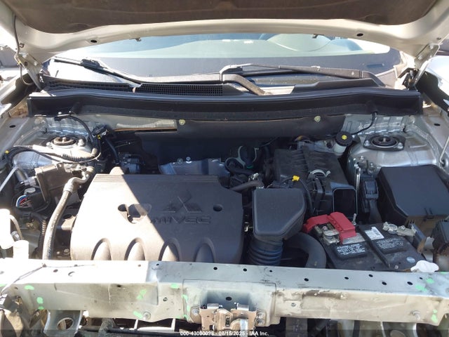 2020 MITSUBISHI OUTLANDER JA4AD2A31LZ019115 Photo 9