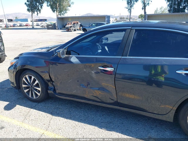 1N4AL3AP3HC279212 Nissan 2017