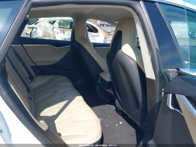 2015 TESLA MODEL S 5YJSA1E2XFF114099 Photo 7