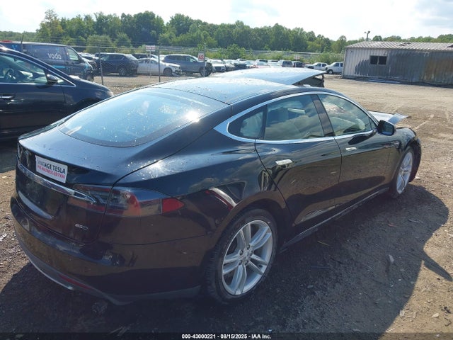 2015 TESLA MODEL S 5YJSA1E2XFF108268 Photo 3