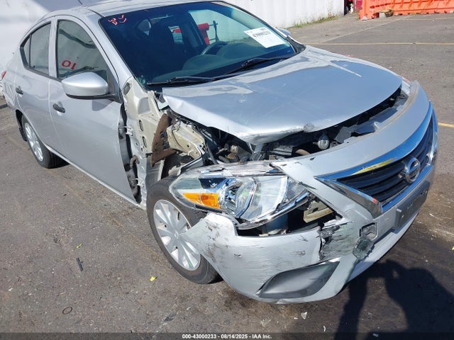 3N1CN7APXGL879008 Nissan 2016