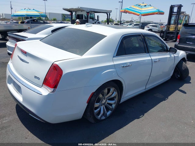 Chrysler 300 2019 2C3CCAEG5KH586018 Image 4