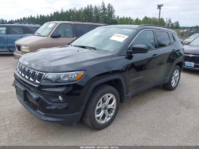 Jeep 2025 2025 3C4NJDBN3ST547451 Image 2