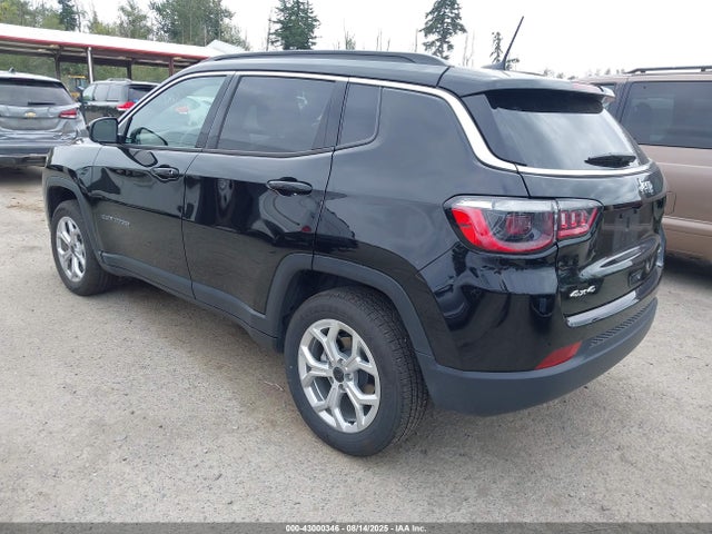 Jeep 2025 2025 3C4NJDBN3ST547451 Image 3