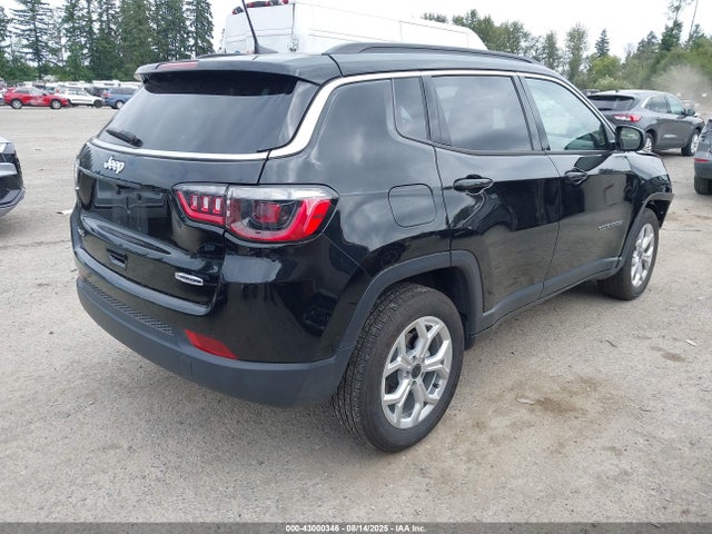 Jeep 2025 2025 3C4NJDBN3ST547451 Image 4