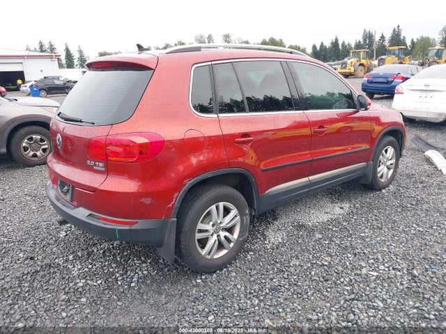 WVGBV3AXXEW060505 Volkswagen Tiguan