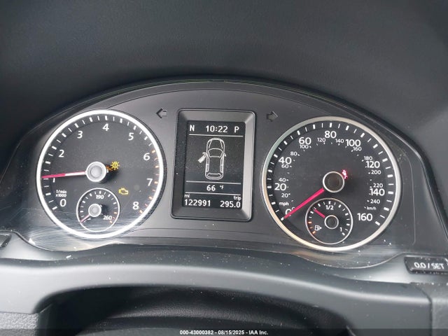 WVGBV3AXXEW060505 Volkswagen Tiguan