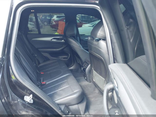 2018 BMW X3 5UXTR9C50JLC69826 Photo 7