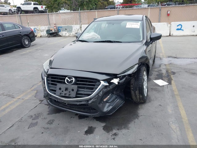 3MZBN1U77HM111061 Mazda pe