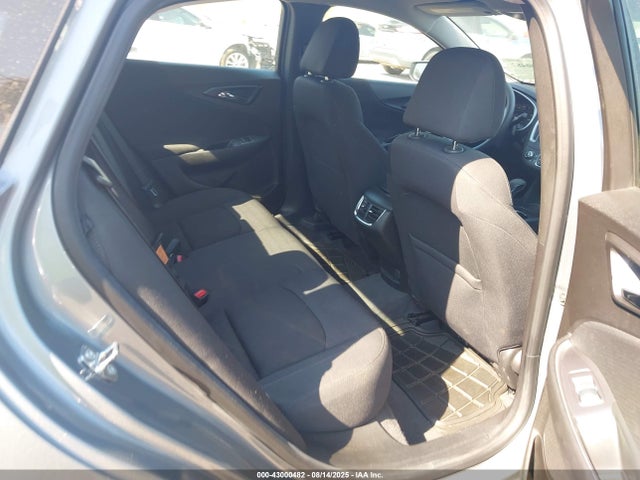 Chevrolet lfv 2023 1G1ZD5ST3PF199190 Image 8
