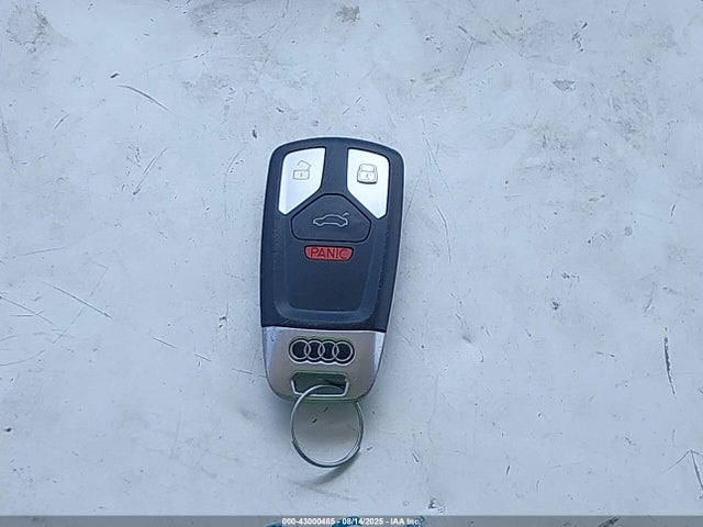 WAUENCF5XJA017201 Audi A5