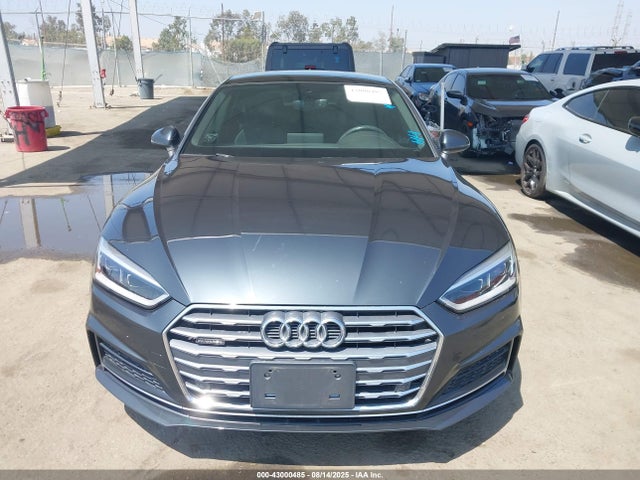 WAUENCF5XJA017201 Audi A5