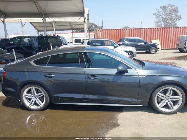 WAUENCF5XJA017201 Audi A5