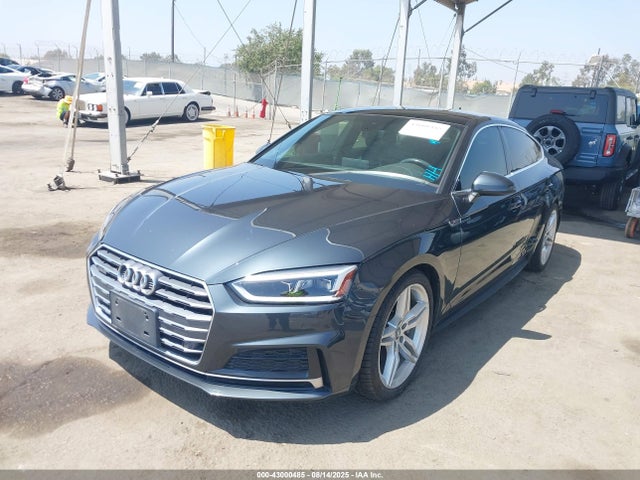 WAUENCF5XJA017201 Audi A5
