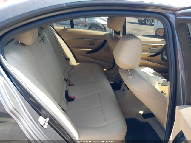 WBA8E9G5XGNT86530 BMW 328I