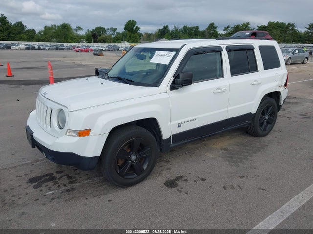 Jeep Patriot 2014 1C4NJPBB4ED571713 Image 2