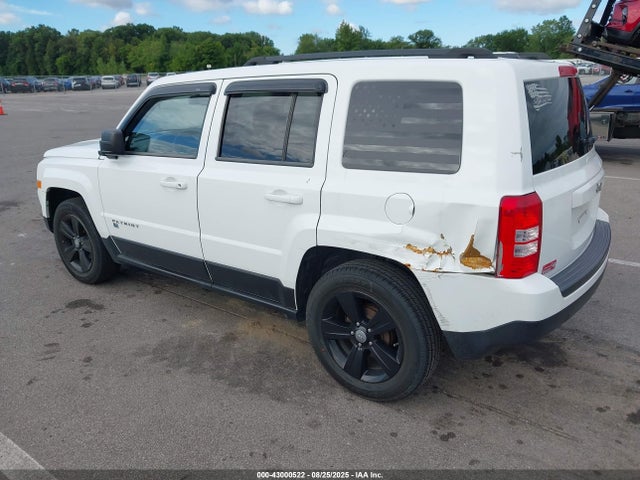 Jeep Patriot 2014 1C4NJPBB4ED571713 Image 3