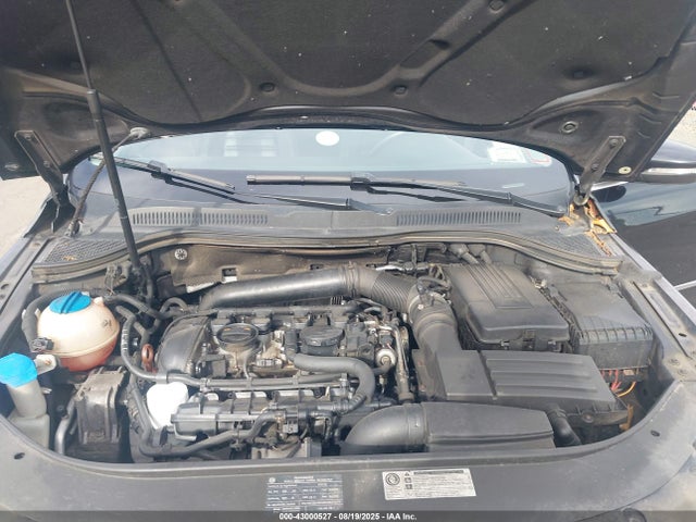 2010 Volkswagen Cc Sport მანქანა იყიდება აუქციონზე, vin: WVWMP7AN4AE544991, აუქციონის ნომერი: 43000527