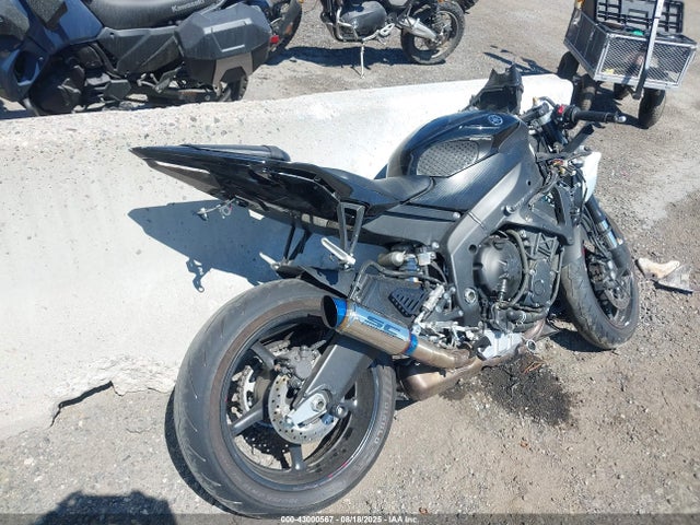 Yamaha Yzf-r6 2015 JYARJ16E2FA032802 Image 4