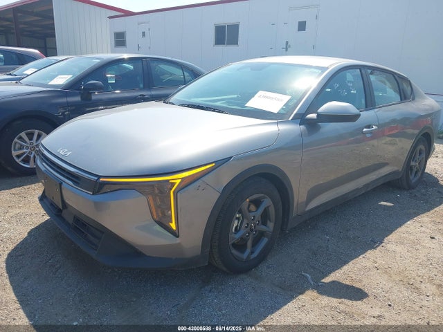 KIA k4 2025 3KPFT4DE9SE044376 Image 2