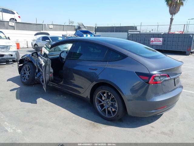 2023 TESLA MODEL 3 5YJ3E1EA7PF577996 Photo 2