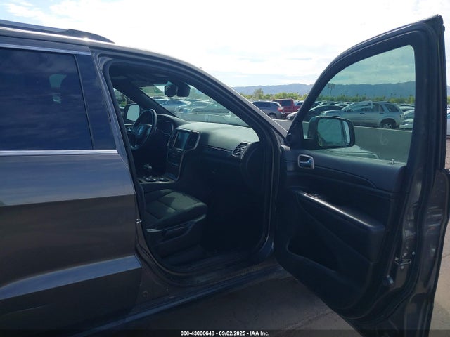 1C4RJEAG6FC668955 Jeep Grand Cherokee Laredo