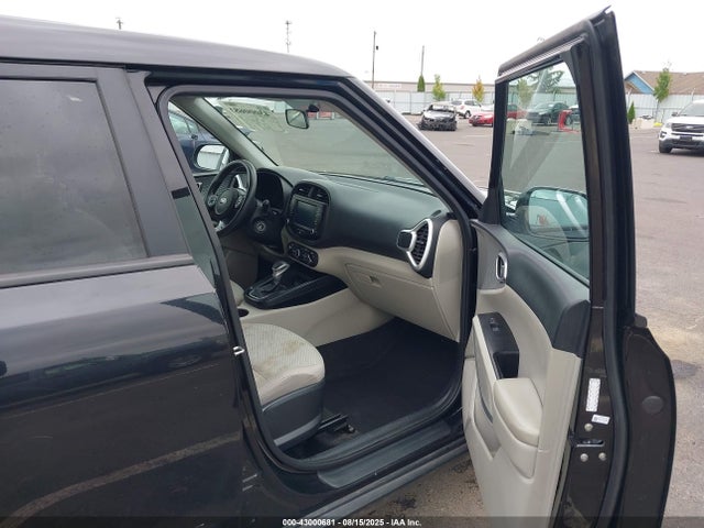 KNDJ23AU9M7755100 KIA mpi nu